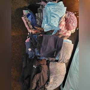 Womens 2X clothes.Jeans,leggings,dresses,sweaters,blouses,1 jacket.